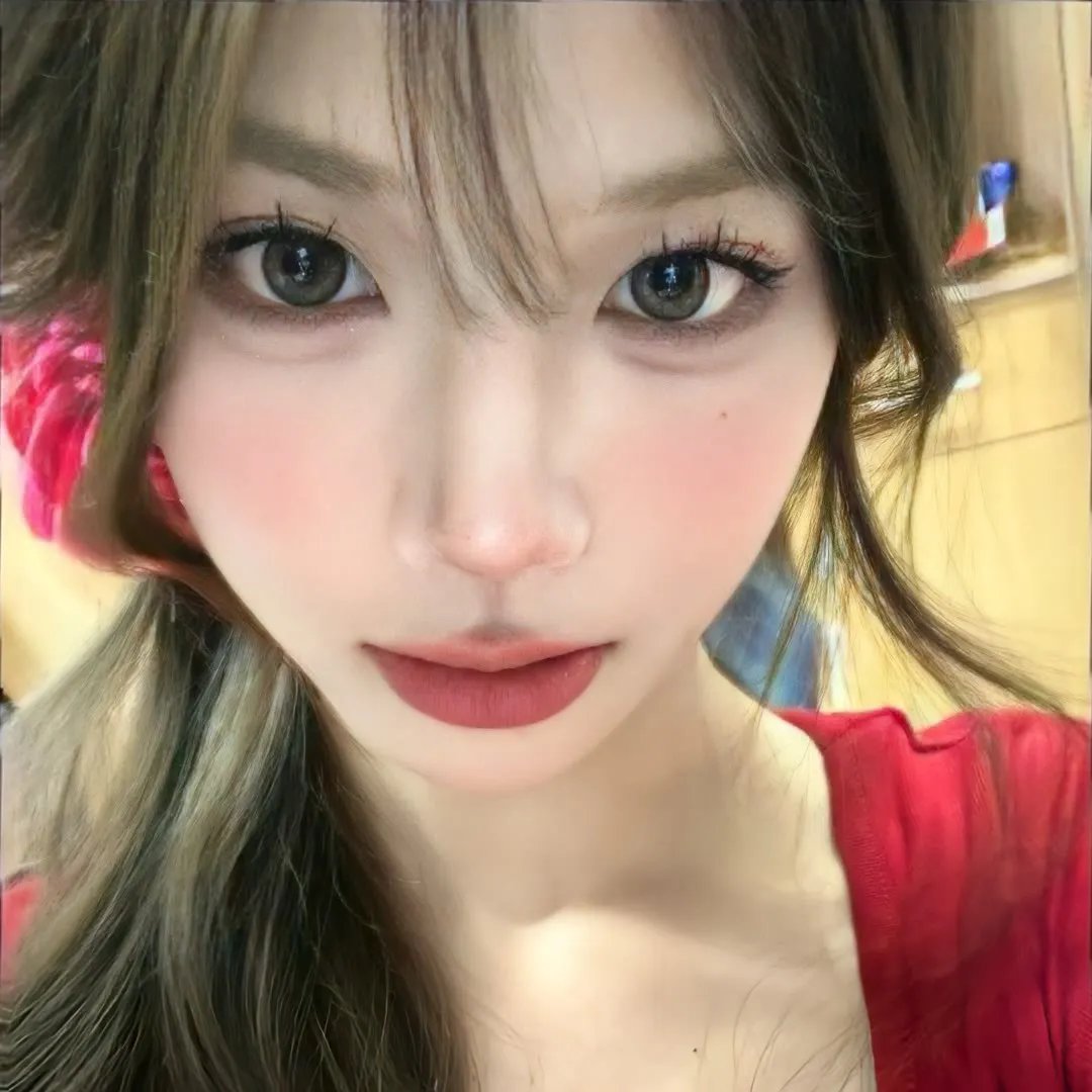 拿针的女孩